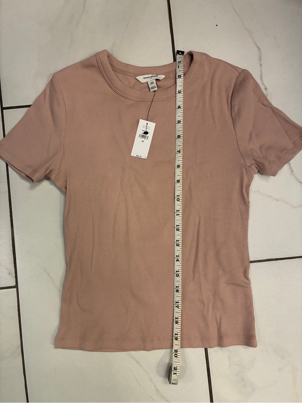 Express Short-Sleeve Ribbed Crewneck Top - Mauve Pink